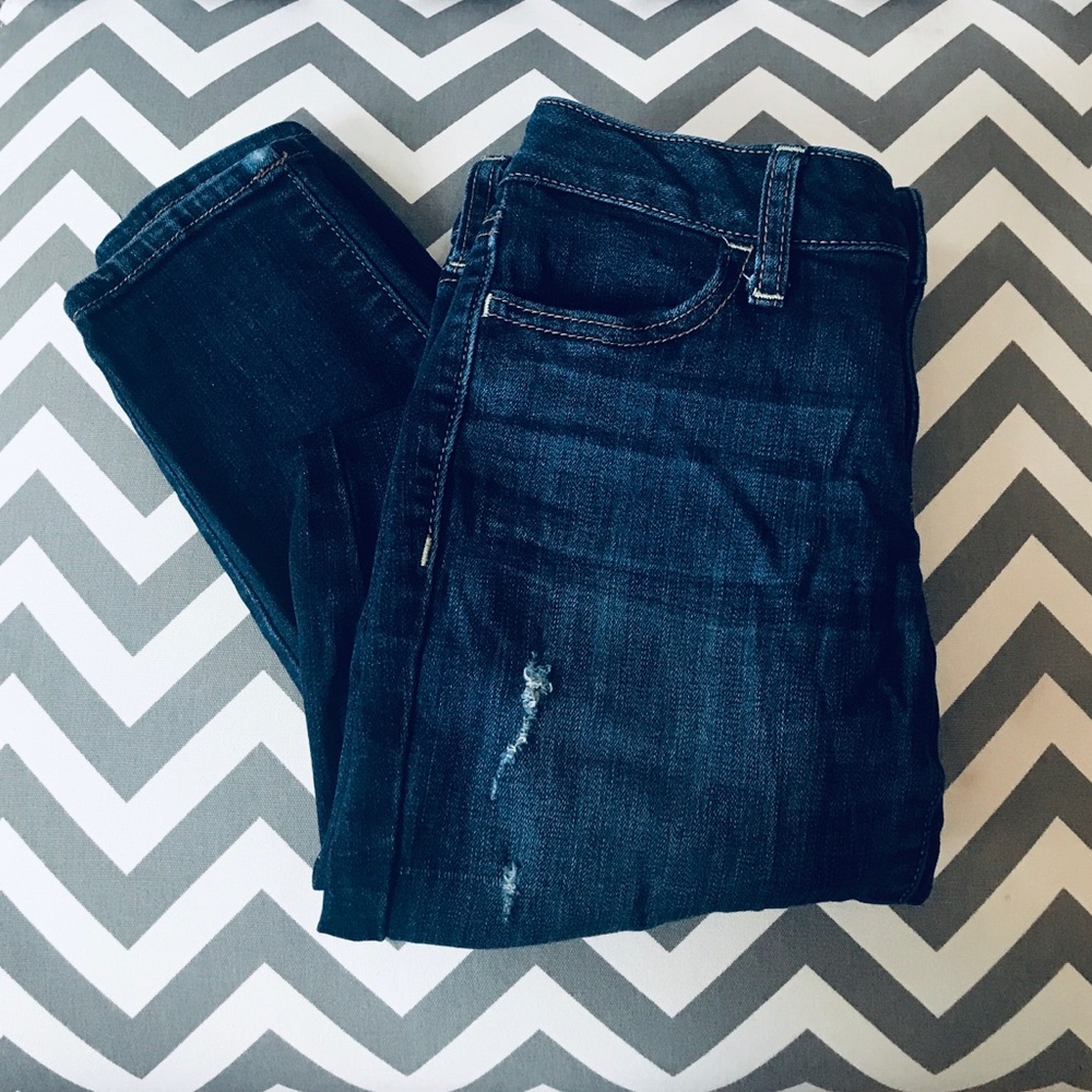 AMERICAN EAGLE | Distressed Skinny Jeggings